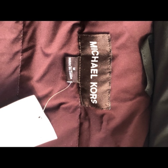 MICHAEL Michael Kors Mens Black Hooded Puff Jacket - Picture 12 of 12